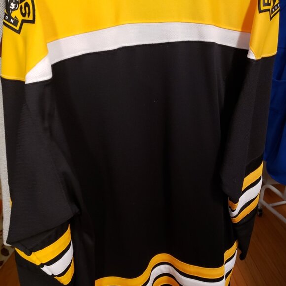 Bruins Jersey - Picture 3 of 3